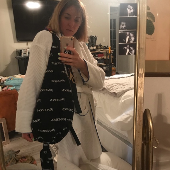 J.W Anderson hobo knot bag - Picture 8 of 8